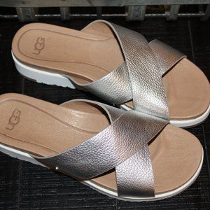 UGG KARI Metallic Slip On 5.5 Metallic Leather